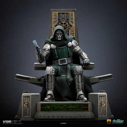 Statue Doctor Doom on Throne - Avengers: Doomsday - Art Scale 1/10 - Iron Studios