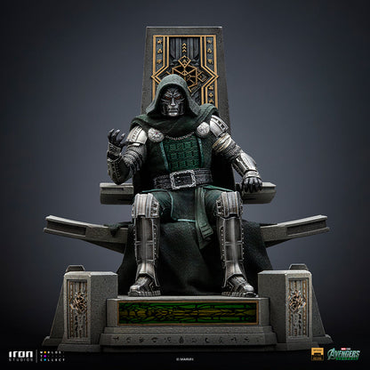 Statue Doctor Doom on Throne - Avengers: Doomsday - Art Scale 1/10 - Iron Studios