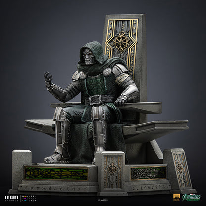 Statue Doctor Doom on Throne - Avengers: Doomsday - Art Scale 1/10 - Iron Studios