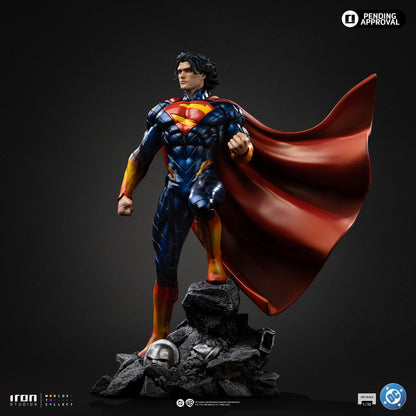 Statue Superman Absolute - DC Comics - Art Scale 1/10 - Iron Studios