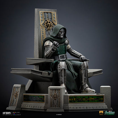 Statue Doctor Doom on Throne - Avengers: Doomsday - Art Scale 1/10 - Iron Studios