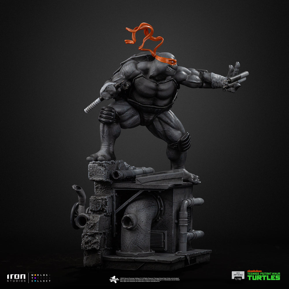 Michelangelo (Black and White Variant) - Teenage Mutant Ninja Turtles - BDS Art Scale 1/10 - Iron Studios