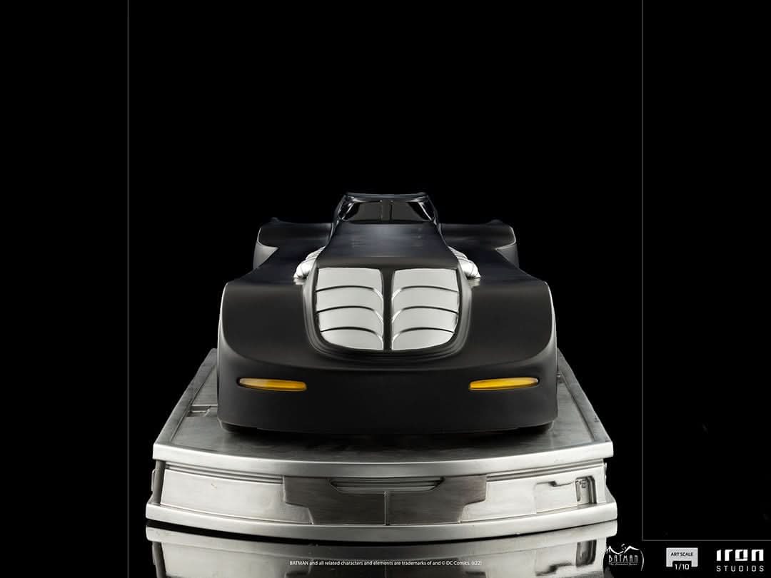 Statue Batmobile - Batman Animated Series - Art Scale 1/10 - Iron Studios