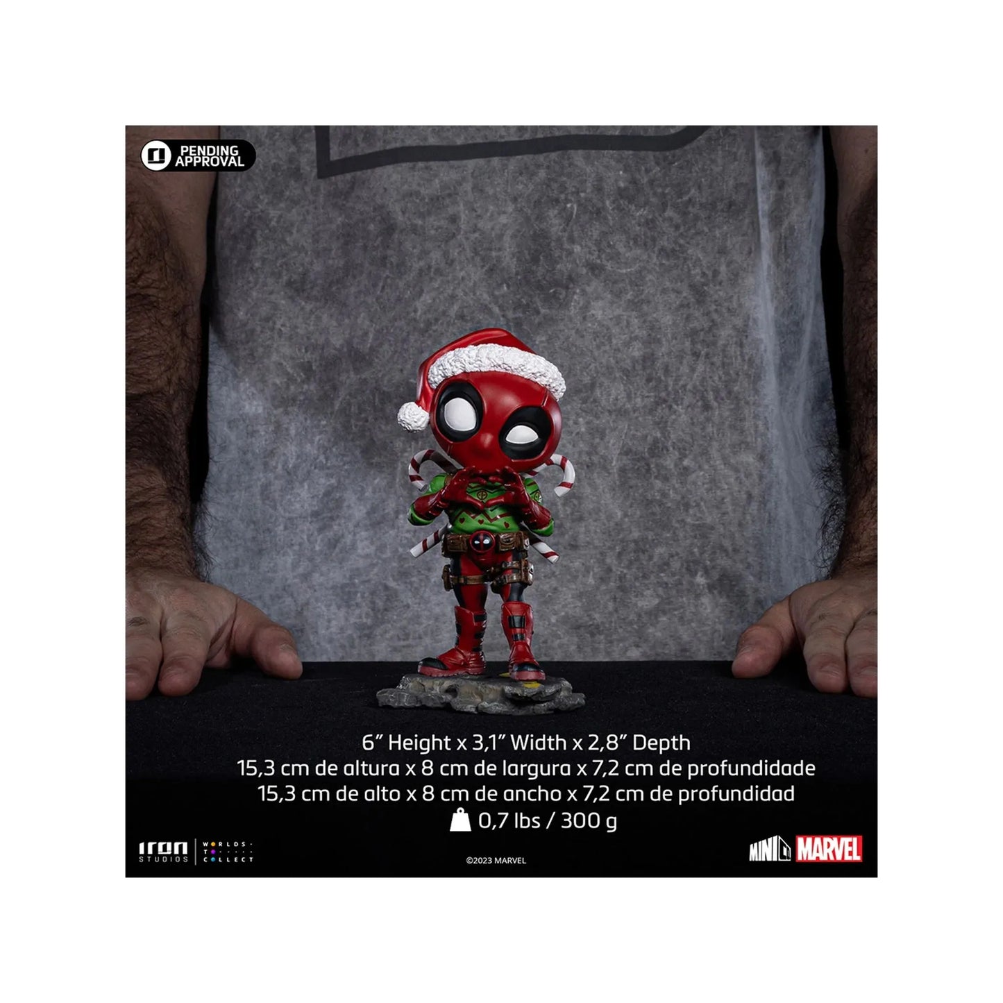 Statue Deadpool Holidays Ver - Marvel Comics - MiniCo - Iron Studios