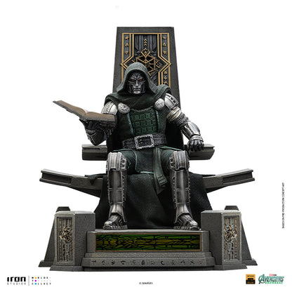 Statue Doctor Doom on Throne - Avengers: Doomsday - Art Scale 1/10 - Iron Studios