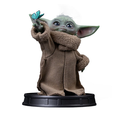 Statue Grogu Butterfly Wonder - Mandalorian and Grogu Movie - Grogu Collection - Iron Studios